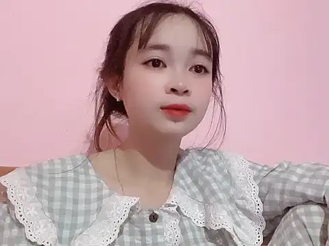 Snapshot of Suna7383 chatting on October 16, 2025, 4:08 pm Suna7383 online show from October 16, 2025, 4:08 pm