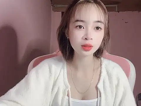 Snapshot of Suna7383 chatting on November 30, 2025, 3:27 pm Suna7383 online show from November 30, 2025, 3:27 pm