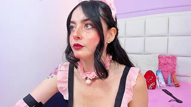 Ashleypetit online show from February 16, 2026, 12:56 pm