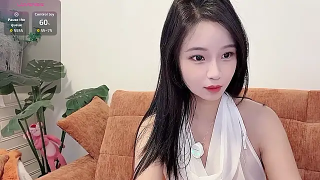 Snapshot of qiqi-2025 chatting on January 8, 2026, 10:56 pm qiqi-2025 online show from January 8, 2026, 10:56 pm