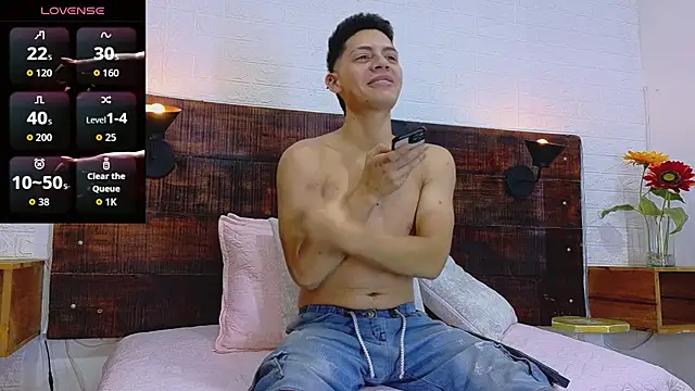 JhosuaVega online show from October 3, 2025, 1:35 am