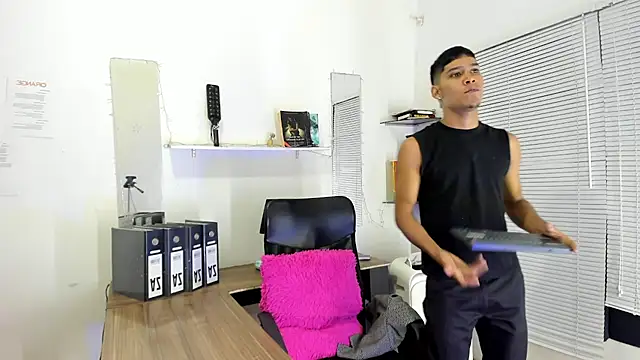 xxKamadevaxx online show from March 9, 2026, 12:53 pm