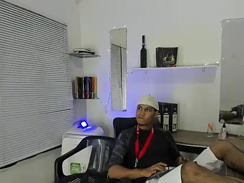 xxKamadevaxx online show from May 29, 2026, 12:36 pm
