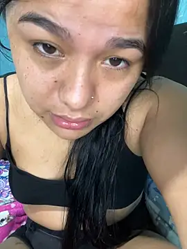 April Becker online show from May 2, 2026, 3:22 am
