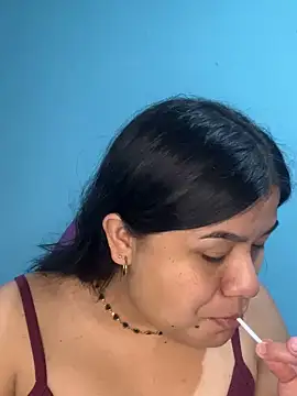 Snapshot of April_Becker chatting on July 6, 2026, 3:14 am April Becker online show from July 6, 2026, 3:14 am