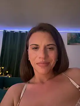 ScarlettNoirr online show from June 25, 2026, 8:13 pm