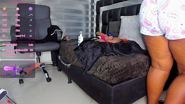 sheyla  ebony online show from May 1, 2026, 10:53 am