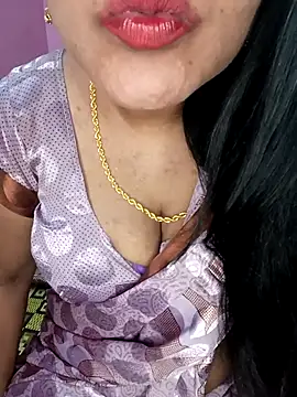 KannadaTamilTeluguBeauty online show from December 17, 2025, 4:07 am