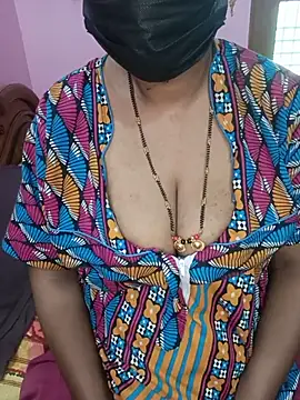 Snapshot of KannadaTamilTeluguBeauty chatting on May 30, 2026, 6:21 am KannadaTamilTeluguBeauty online show from May 30, 2026, 6:21 am
