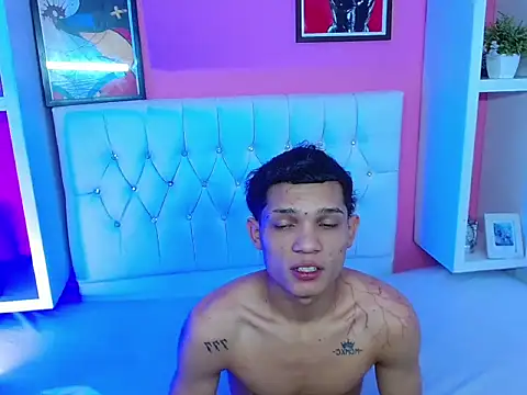 Snapshot of EL_VENEZOLANO_22CM chatting on September 21, 2025, 5:31 am EL VENEZOLANO 22CM online show from September 21, 2025, 5:31 am