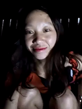 bonnie-00 online show from November 7, 2025, 11:05 pm