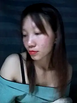 bonnie-00 online show from April 29, 2026, 2:54 pm