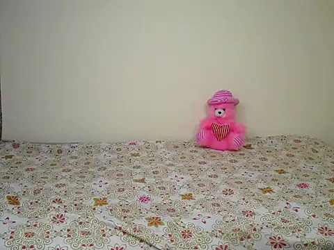 Snapshot of Naughtyy_stripgirl chatting on September 14, 2025, 7:35 pm Naughtyy stripgirl online show from September 14, 2025, 7:35 pm