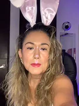 BunnyGlow50 online show from July 12, 2026, 7:49 pm