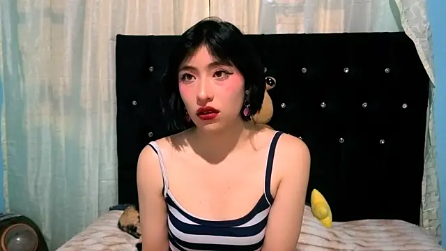 Snapshot of Sullyoonn chatting on November 26, 2025, 12:22 am Sullyoonn online show from November 26, 2025, 12:22 am