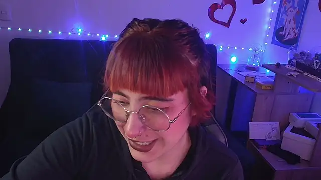Miacatsito3 online show from April 23, 2026, 4:57 am