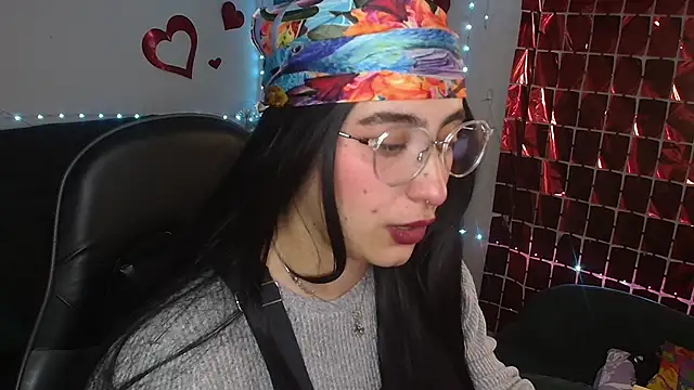 Snapshot of Miacatsito3 chatting on May 24, 2026, 2:27 am Miacatsito3 online show from May 24, 2026, 2:27 am