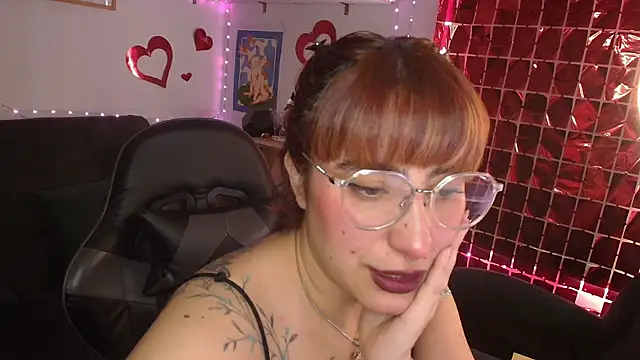 Snapshot of Miacatsito3 chatting on May 24, 2026, 9:53 pm Miacatsito3 online show from May 24, 2026, 9:53 pm