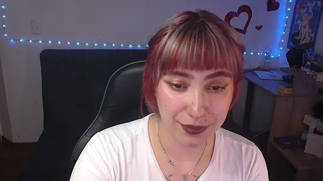 Snapshot of Miacatsito3 chatting on July 24, 2026, 3:04 am Miacatsito3 online show from July 24, 2026, 3:04 am
