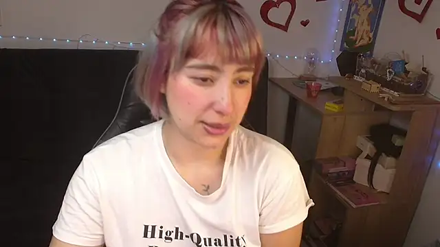 Snapshot of Miacatsito3 chatting on July 31, 2026, 6:02 am Miacatsito3 online show from July 31, 2026, 6:02 am