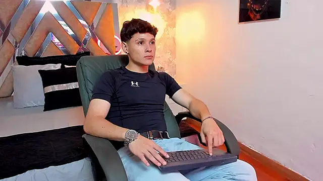 Snapshot of kraven_lust chatting on October 30, 2025, 3:08 am kraven lust online show from October 30, 2025, 3:08 am