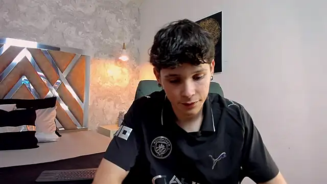 Snapshot of kraven_lust chatting on November 25, 2025, 3:06 am kraven lust online show from November 25, 2025, 3:06 am