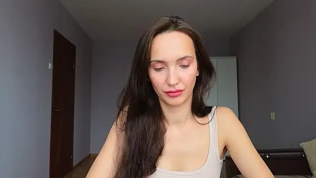 Lillian-Clark online show from February 10, 2026, 8:18 am