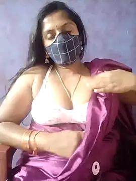 Snapshot of Sowjanya-telugu chatting on October 9, 2025, 7:39 am Sowjanya-telugu online show from October 9, 2025, 7:39 am