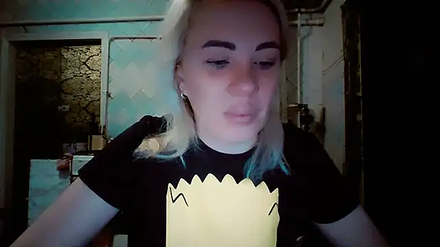 EmmaCat  online show from February 13, 2026, 5:14 am