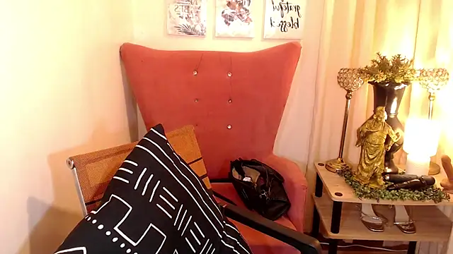 TsMalibogXx online show from June 3, 2026, 2:33 pm