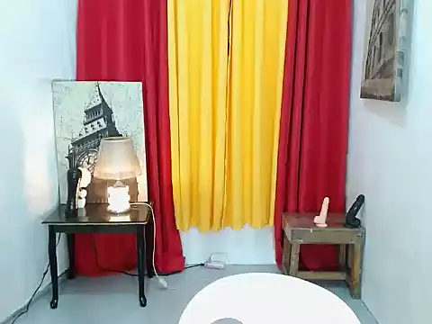 Isabel Daza online show from September 19, 2025, 10:16 am