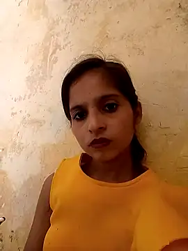 Snapshot of Saloni-Gupta chatting on September 22, 2025, 6:15 am Saloni-Gupta online show from September 22, 2025, 6:15 am