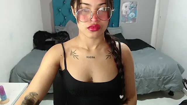 mia sexgirl online show from February 5, 2026, 12:32 pm