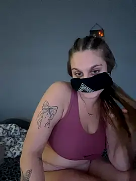 Snapshot of dirty_coupleXxXx chatting on November 3, 2025, 4:30 pm dirty coupleXxXx online show from November 3, 2025, 4:30 pm