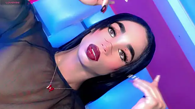 JessiscaWalker online show from November 21, 2025, 8:18 pm