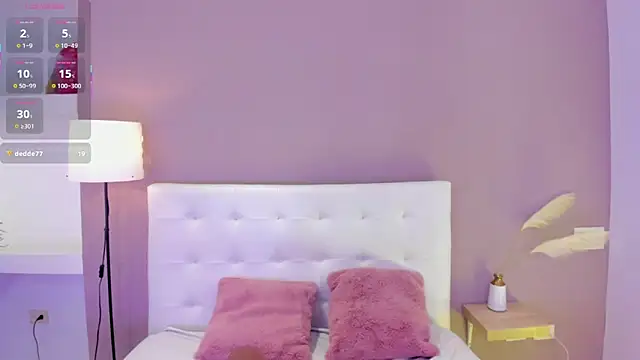 AlayshaJohnson online show from September 23, 2025, 9:07 pm