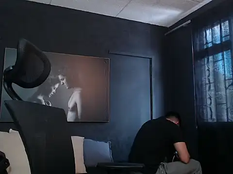 Snapshot of RichardMilleer chatting on November 8, 2025, 3:23 pm RichardMilleer online show from November 8, 2025, 3:23 pm