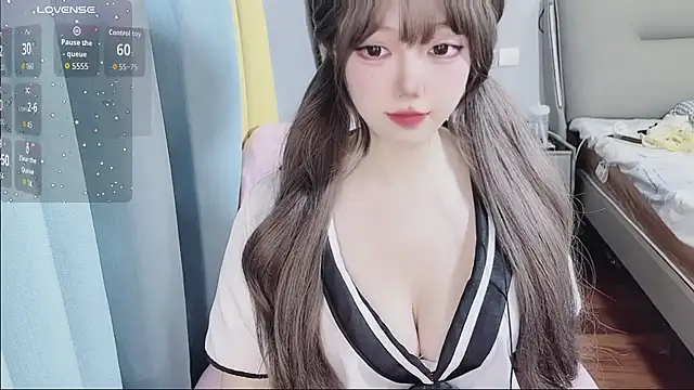 Lucky Cici online show from June 3, 2026, 8:36 pm