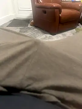 tdjw92 online show from October 3, 2025, 9:56 pm