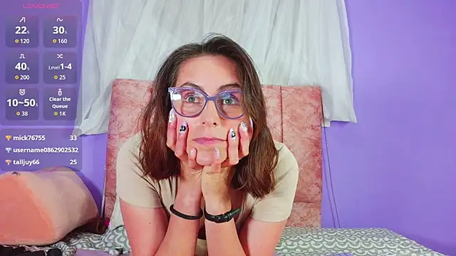 Ava Raye online show from June 11, 2026, 12:32 am