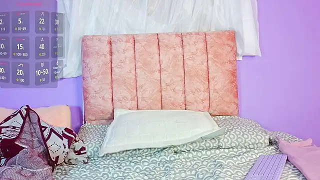 Snapshot of Ava_Raye chatting on June 25, 2026, 7:29 pm Ava Raye online show from June 25, 2026, 7:29 pm