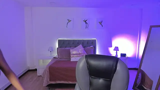 Snapshot of Sofia_collen_ chatting on November 16, 2025, 7:52 pm Sofia collen online show from November 16, 2025, 7:52 pm