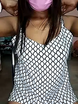 Snapshot of Bengalibeauty96 chatting on May 9, 2026, 4:45 pm Bengalibeauty96 online show from May 9, 2026, 4:45 pm