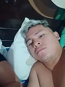 Cachorrinha2025 online show from November 24, 2025, 11:48 pm