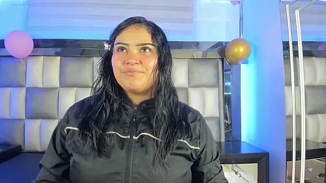 abbiecollins js online show from November 22, 2025, 4:11 am