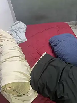 Snapshot of Worldwideshows13 chatting on December 15, 2025, 8:57 pm Worldwideshows13 online show from December 15, 2025, 8:57 pm