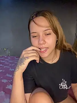 coupleyys online show from January 6, 2026, 12:42 pm