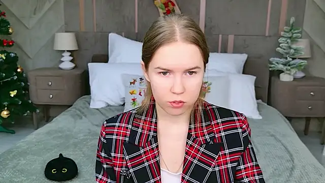 Alida Brice online show from December 23, 2025, 5:38 am