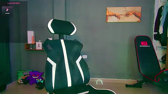 JordanRossie online show from February 17, 2026, 1:13 am