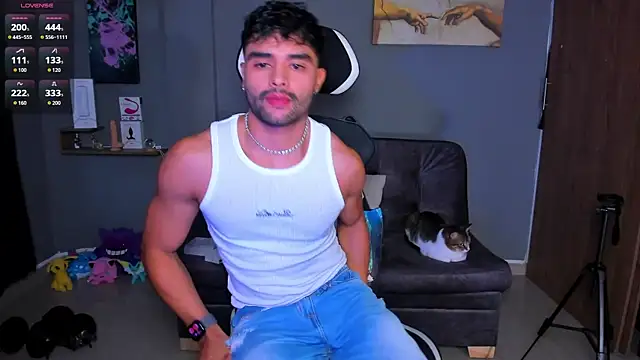 Snapshot of JordanRossie chatting on June 4, 2026, 12:00 pm JordanRossie online show from June 4, 2026, 12:00 pm